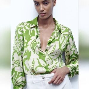 Zara green satin printed shirt XS